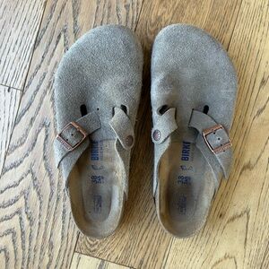 Birkenstock Boston suede clog taupe wide